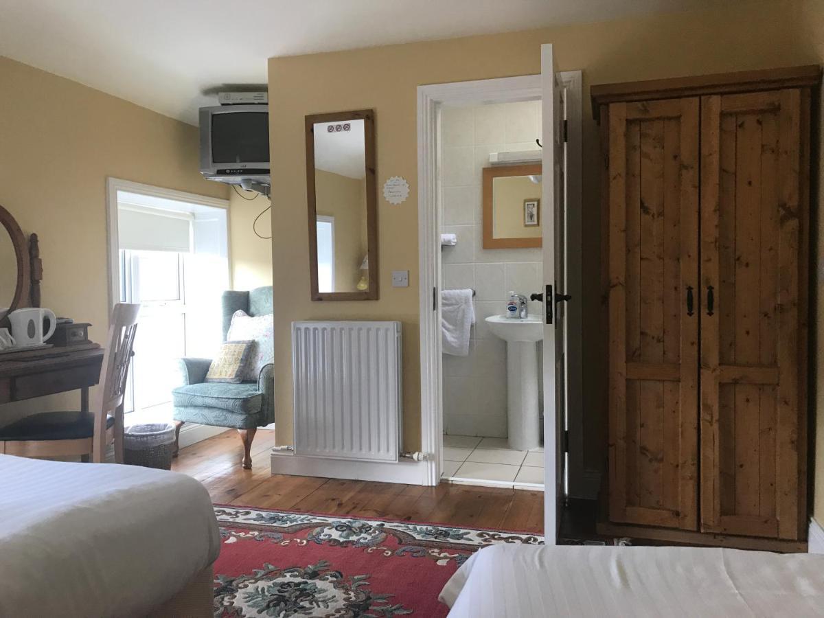 Teac Seain Bar & Bnb Annascaul Экстерьер фото